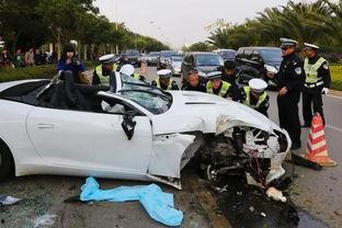 网友爆料高速飙车事件视频,速度与激情引网友热议 第2张 网友爆料高速飙车事件视频,速度与激情引网友热议 第2张